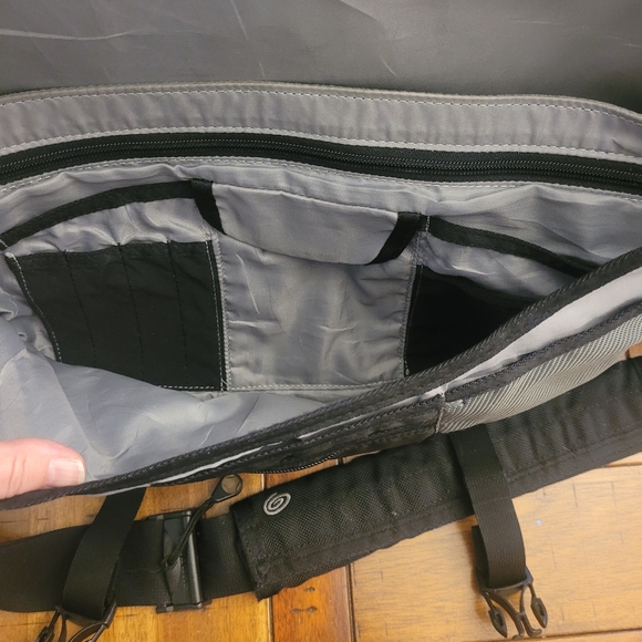 Timbuk2 laptop messenger bag - Picture 14 of 16